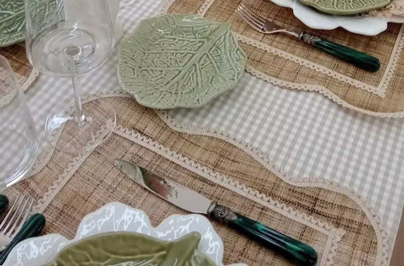 Mesa Perfeita: Jogos Americanos e Cerâmicas All Green Para La Casa 