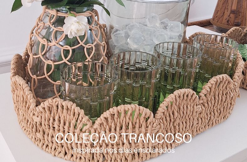 Criamos uma coleção inspirada nos dias ensolarados e no charme natural do litoral.