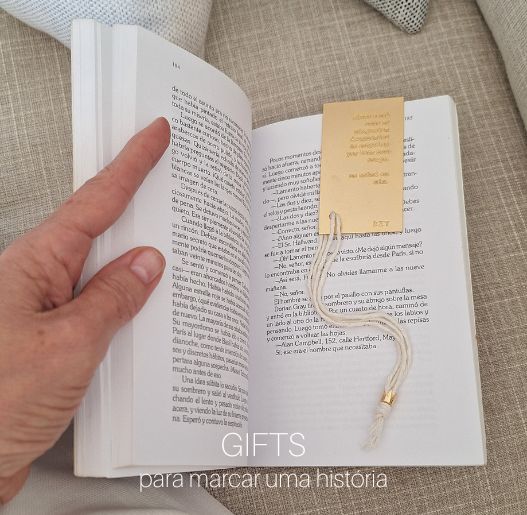 Mais que um marcador de páginas nossos novos objetos marcam nossas histórias com muita memória afetiva. Ótimos para presentear.